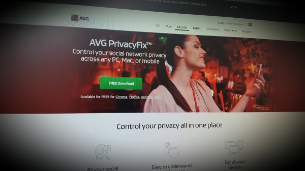 How much are you really sharing online? Try AVG PrivacyFix™ 