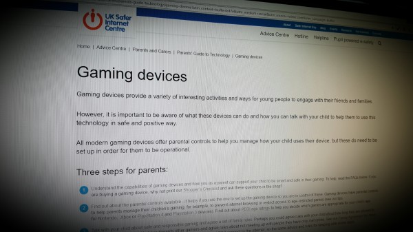 Gaming device guides for parents by UK Safer Internet Centre