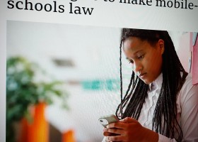 Fight begins to make mobile-free schools law