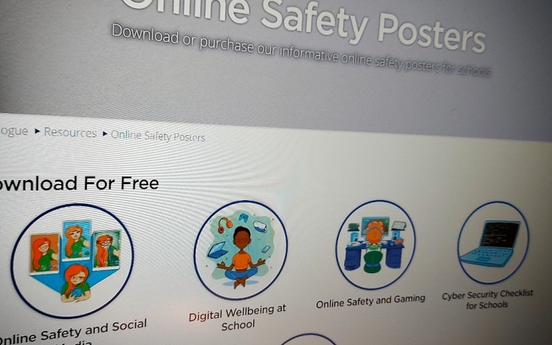 Free Online Safety Posters SWGFL