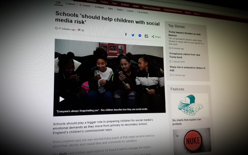 Schools 'should help children with social media risk'